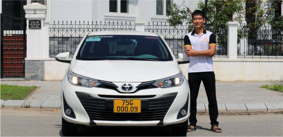 Xe du lịch Huế 1